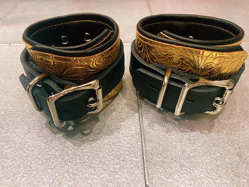 Locking Buckle Wrist Restraints - Metallic